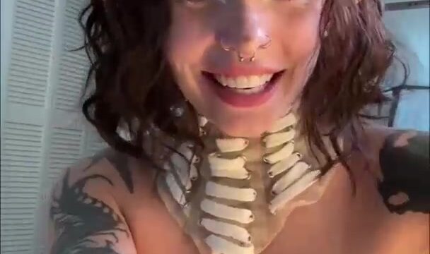 Babyfooji porn video nude riding dildo