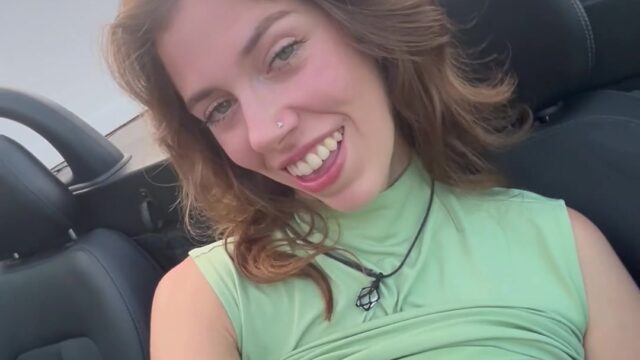 stellzgray porn video show boobs on the car