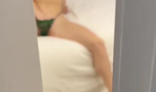 Emilyrayxo Onlyfans Video Gets Caught Masturbating!